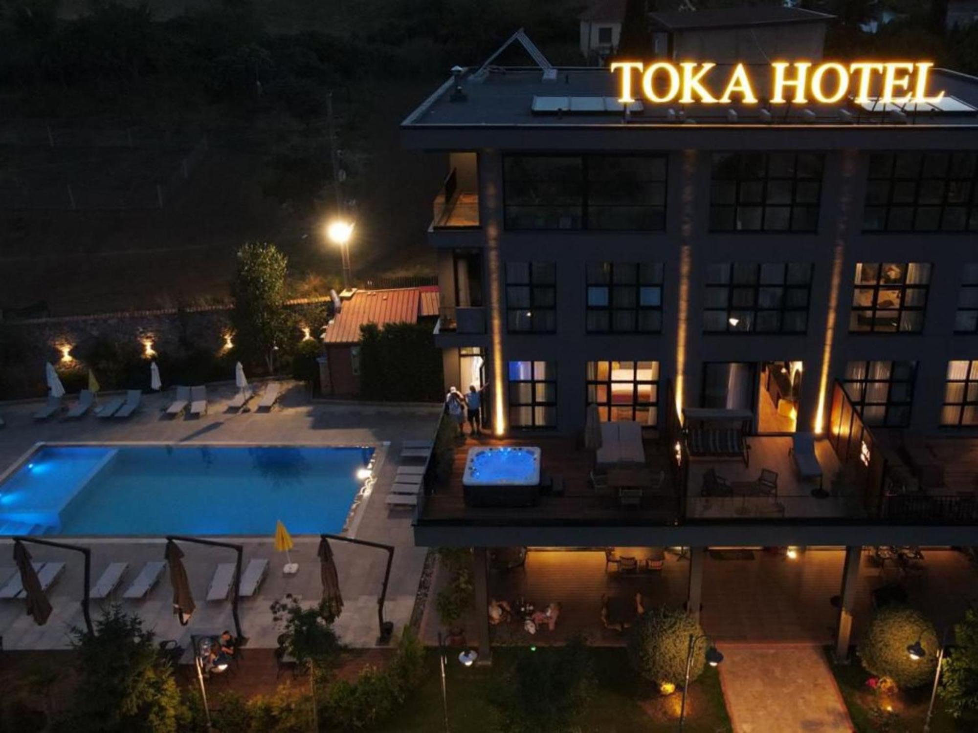 Toka Hotel Restaurant Udenisht Exterior photo